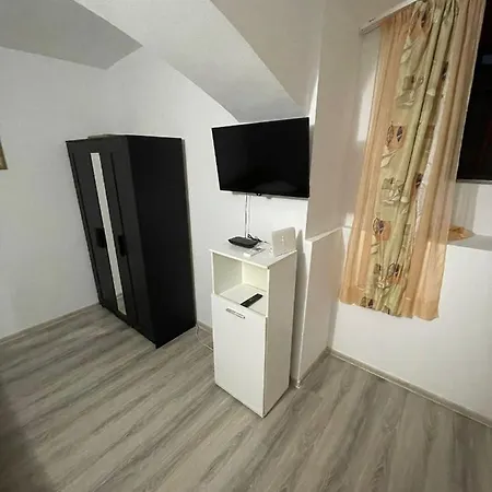 Zen Hostel *